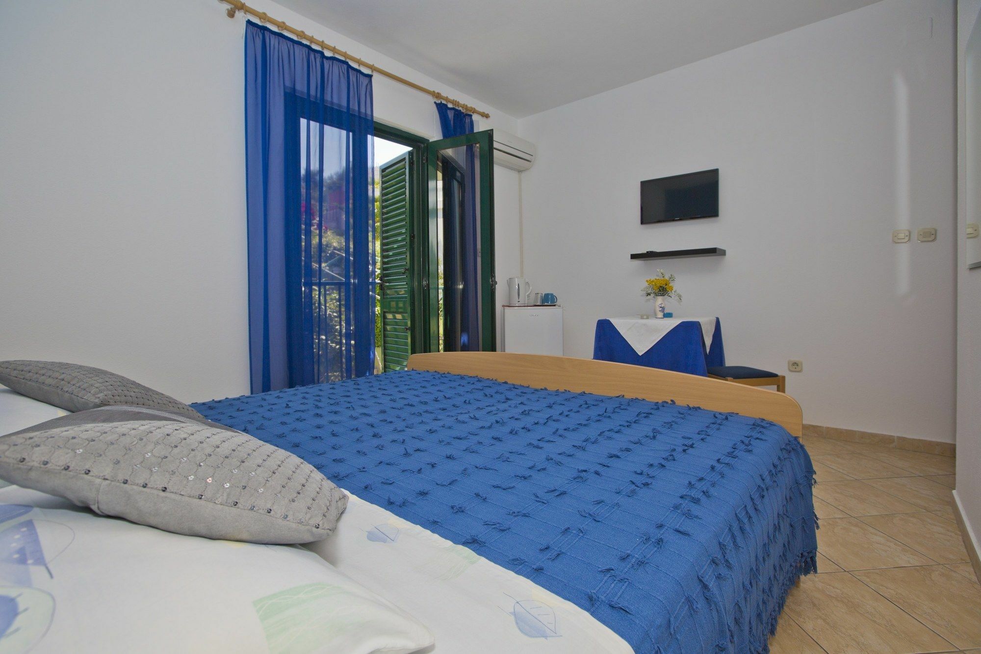Apartments And Rooms Art Deco Pape Hvar Town Exterior photo