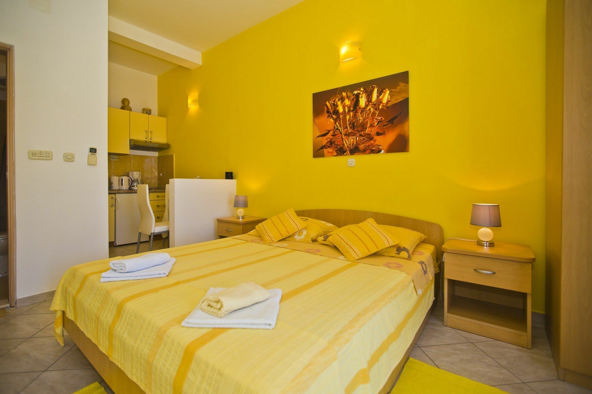 Apartments And Rooms Art Deco Pape Hvar Town Exterior photo